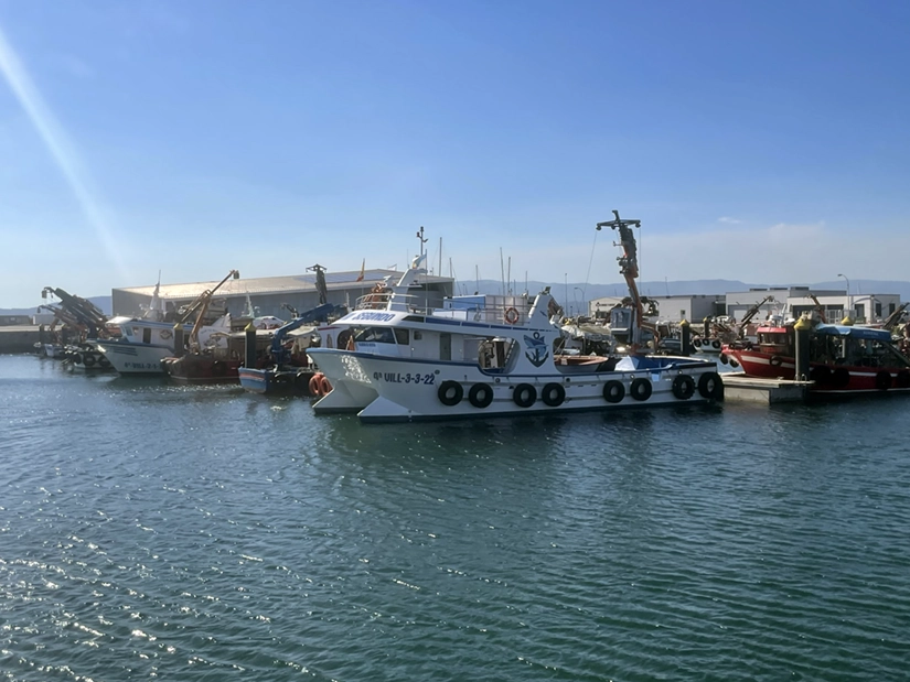 Nueva construcción en el Puerto de Vilanova de Arousa, Galicia, fotografiada por un ingeniero de Ingemar Naval en Galicia<br />
